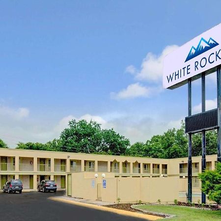 White Rock Inn San Marcos Luaran gambar